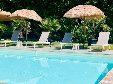 L'Eden — Piscine chauffée du domaine